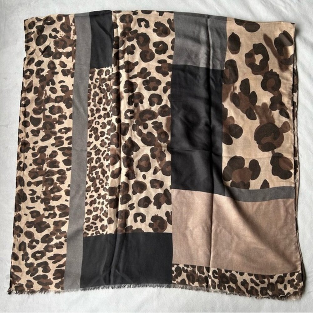 Animal Print Scarf ~ Brown Black Gray ~ Soft Fringe ~ Brand New - Picture 2 of 10